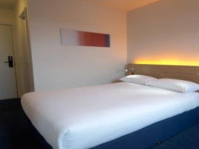 Travelodge Liverpool Stonedale Park Luaran gambar